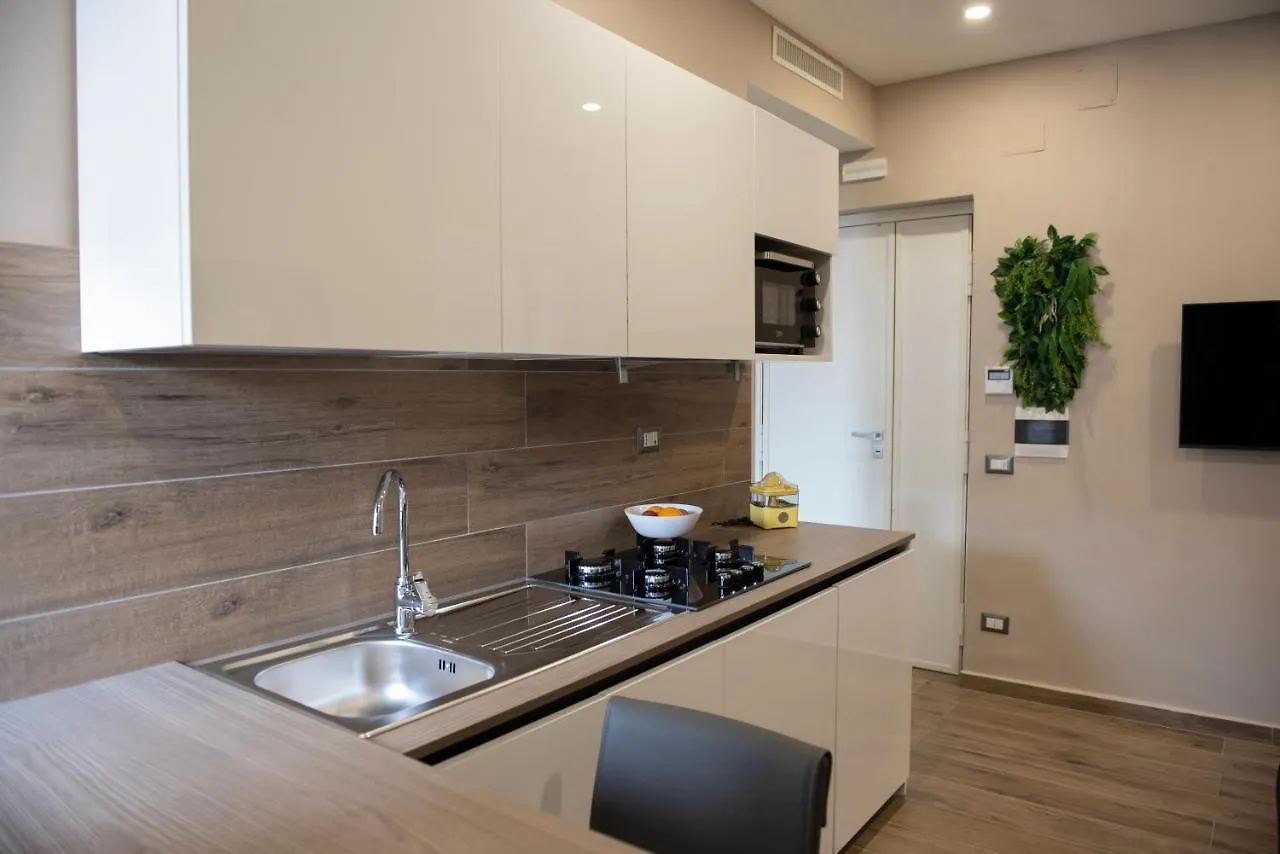 ** Bed & Breakfast Famalu Apartments Naples Italy