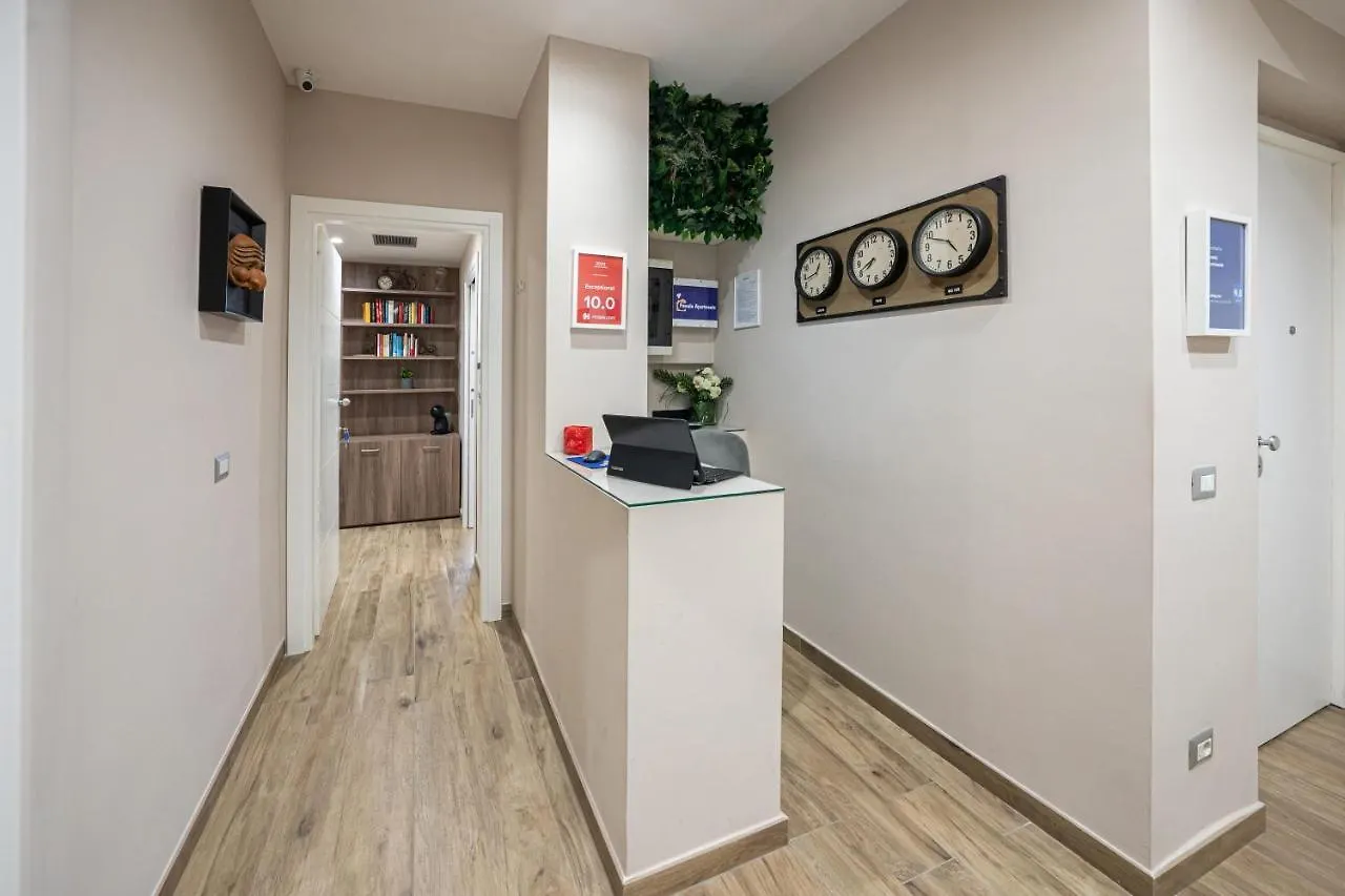 Famalu Apartments Naples Bed & Breakfast