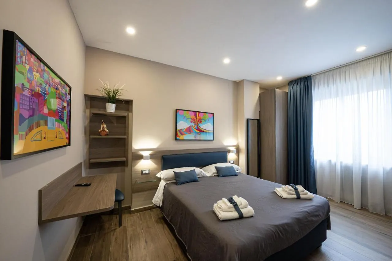 Famalu Apartments Naples Bed & Breakfast