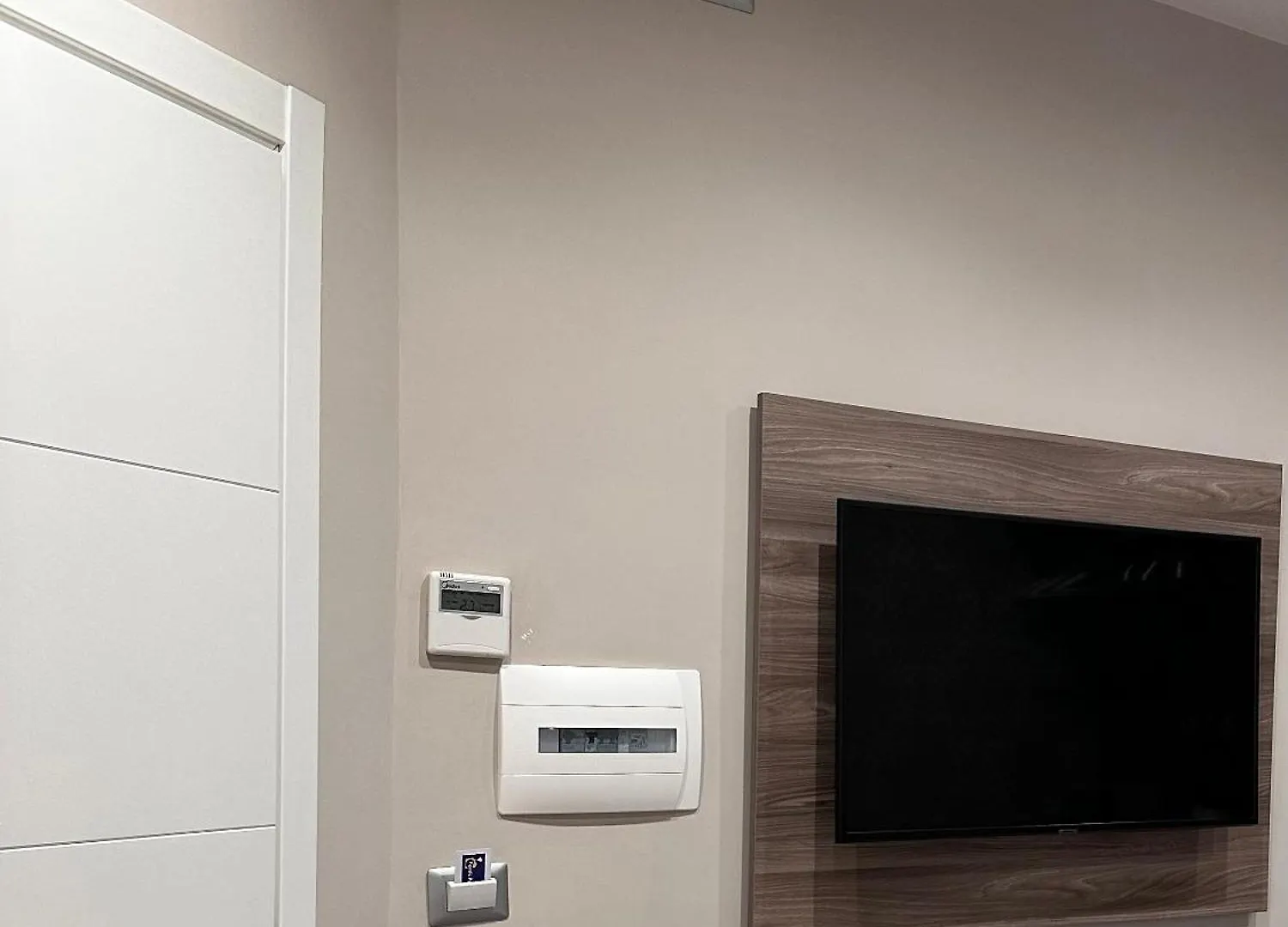 Famalu Apartments Naples Bed & Breakfast