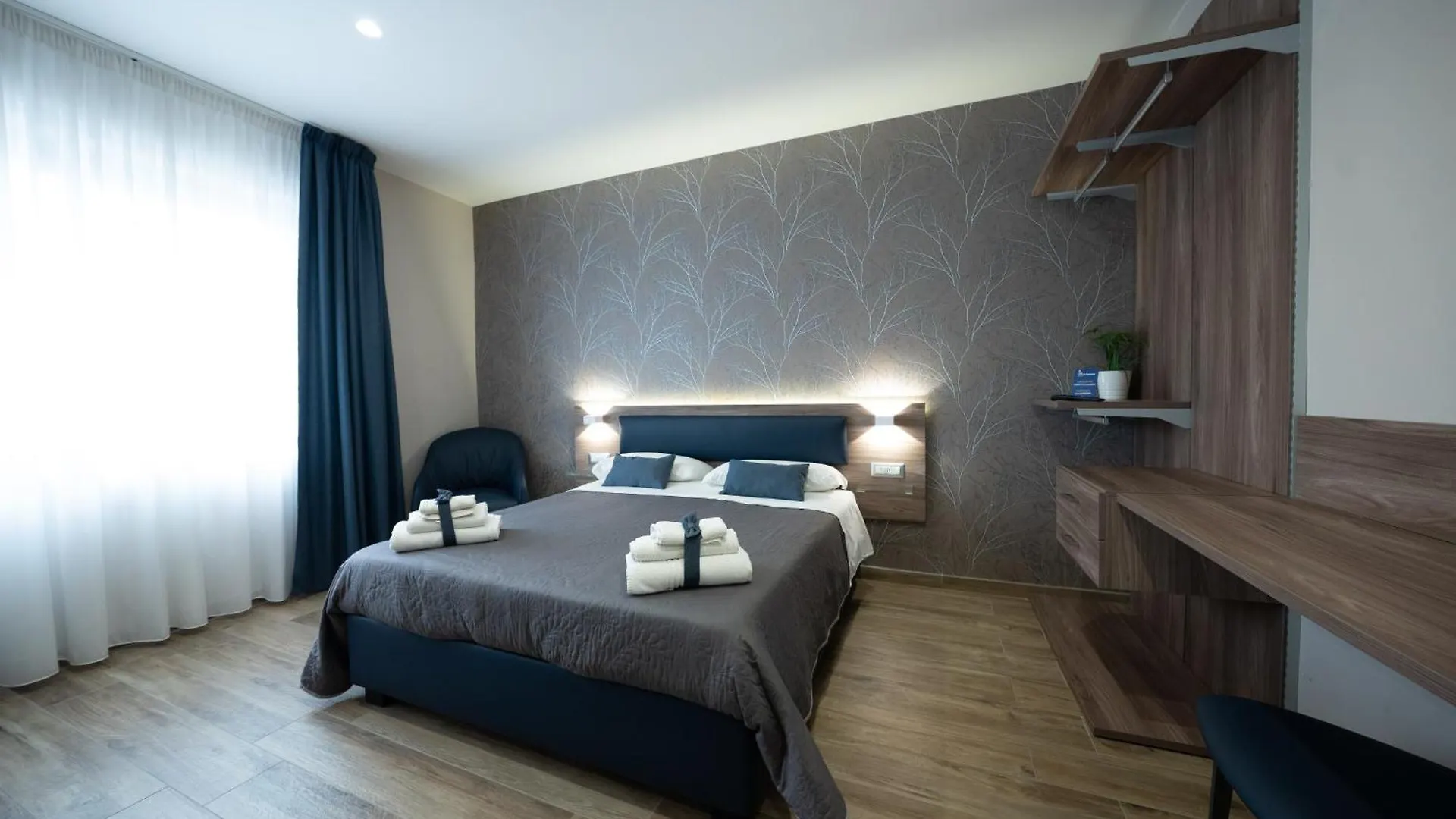 Famalu Apartments Naples Bed & Breakfast