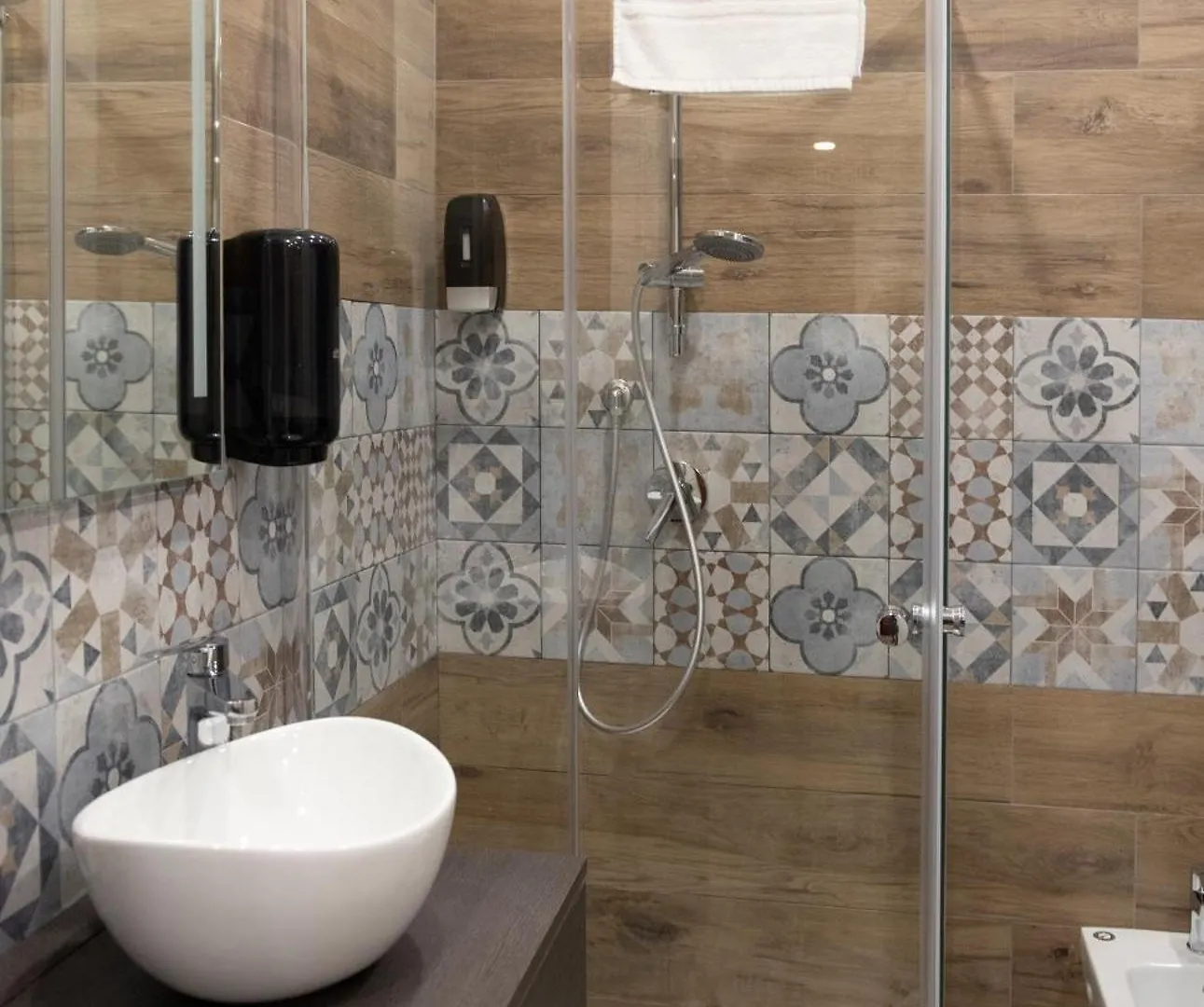 Bed & Breakfast Famalu Apartments Naples