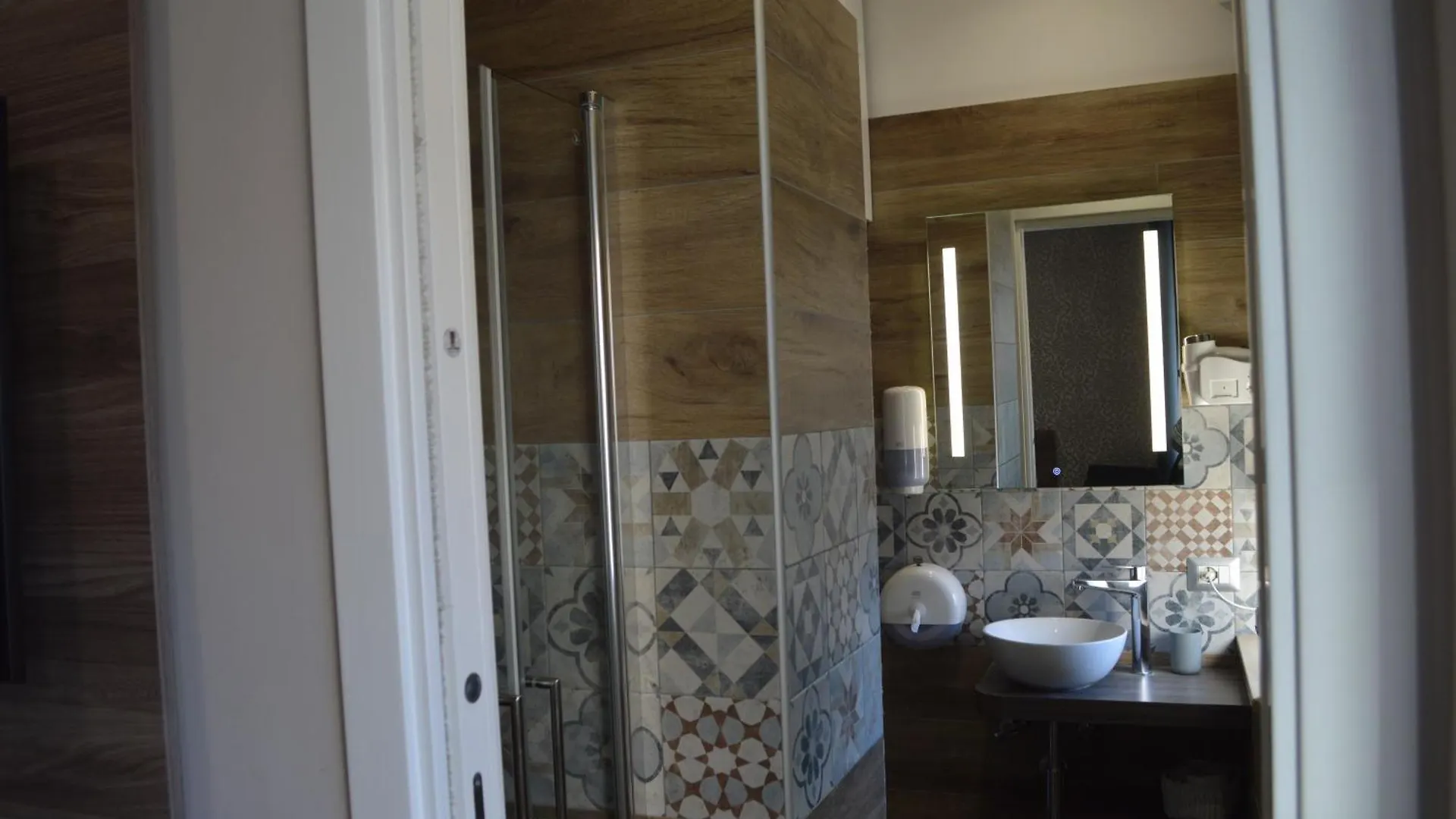 Famalu Apartments Naples Bed & Breakfast