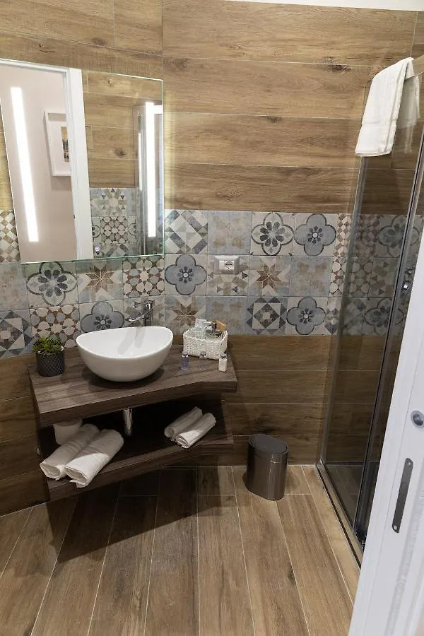 Famalu Apartments Naples Bed & Breakfast